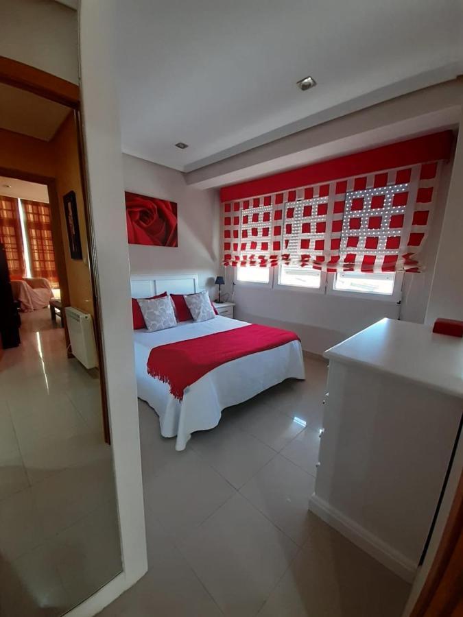 Rua A Plaza La Constitucion 16 Apartment Finisterre Bagian luar foto